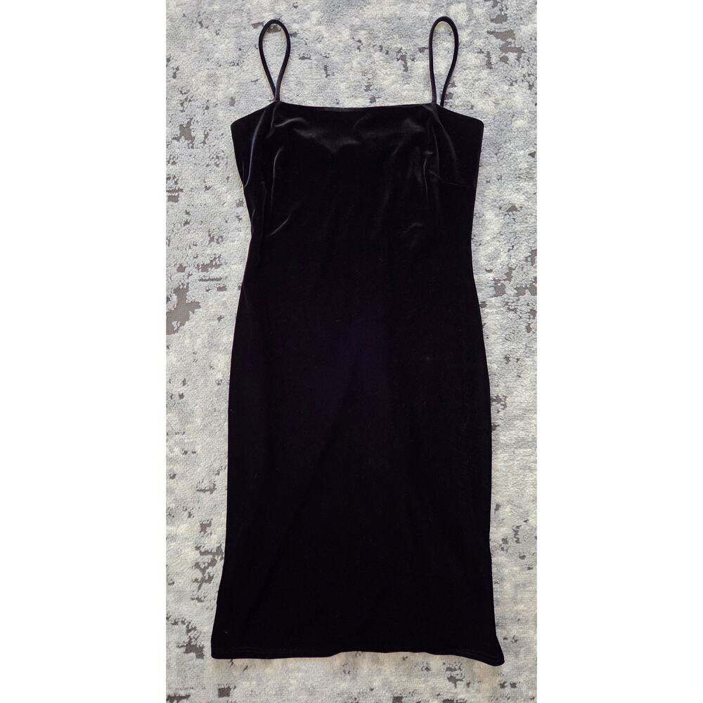 Arianna by Rachel Kaye Black Velvet Bodycon Dress Party Quiet Luxury Feminine